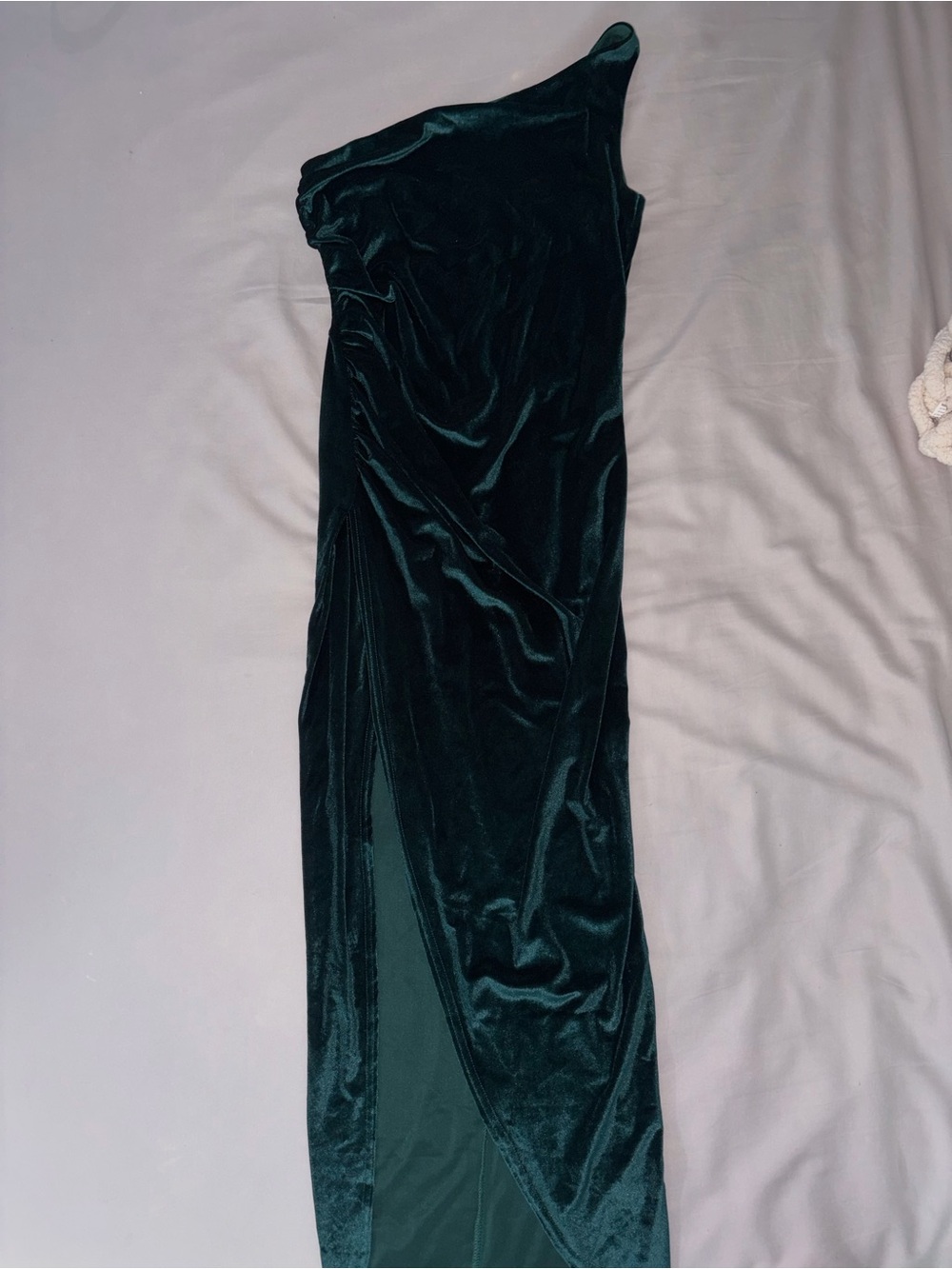 One-Shoulder Velvet Evening Dress in dark green